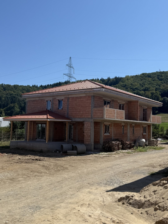 Casa tip duplex 5 camere - Gilau, Cluj!