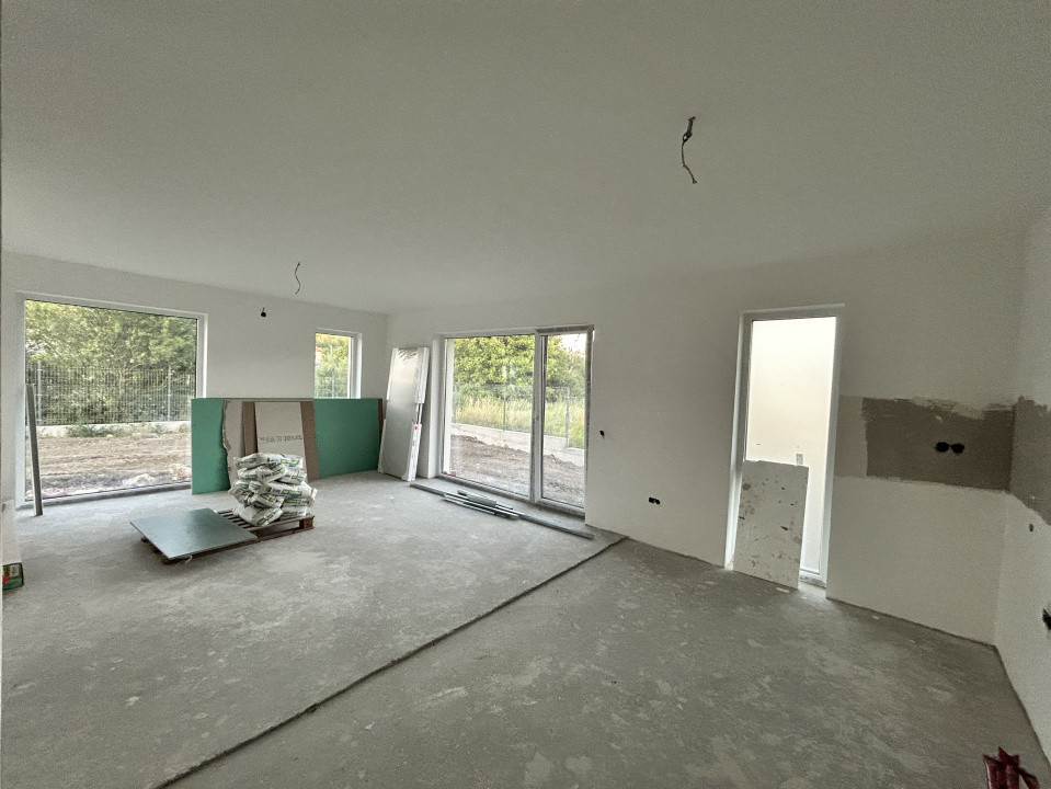 Duplex semifinisat Chinteni 120mp utili in ansamblu privat de case 