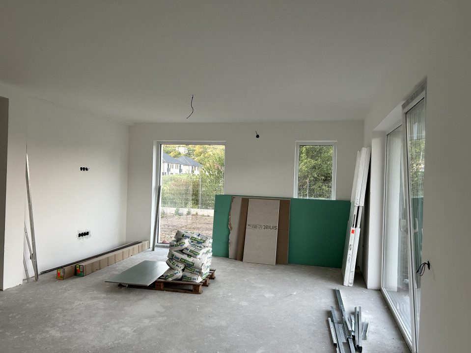 Duplex semifinisat Chinteni 120mp utili in ansamblu privat de case 