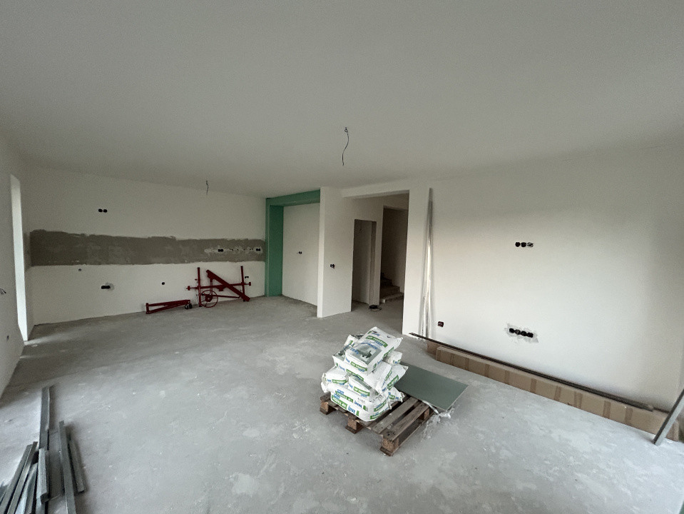 Duplex semifinisat Chinteni 120mp utili in ansamblu privat de case 