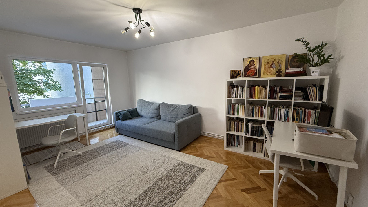Apartament la etaj intermediar, cu 4 camere in Zorilor