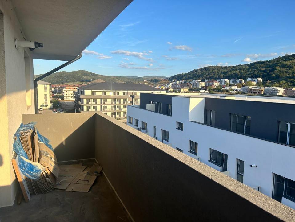 Apartament cu 2 camere, 42 mp, balcon, zona Urusagului