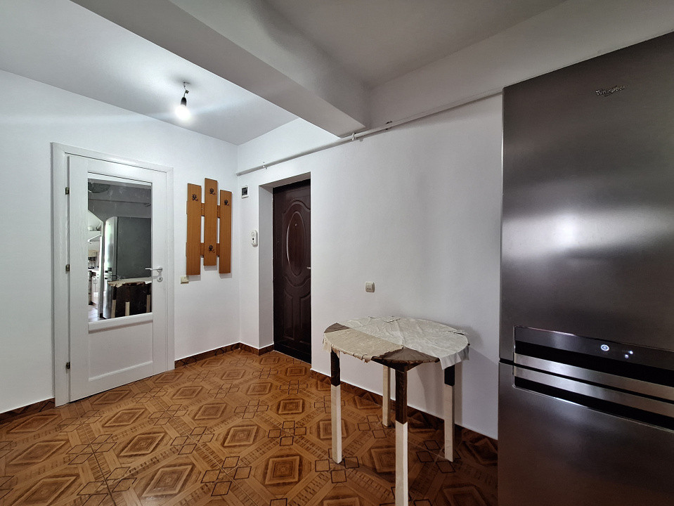 Apartament cu 2 camere, 57 mp, terasa, zona Porii