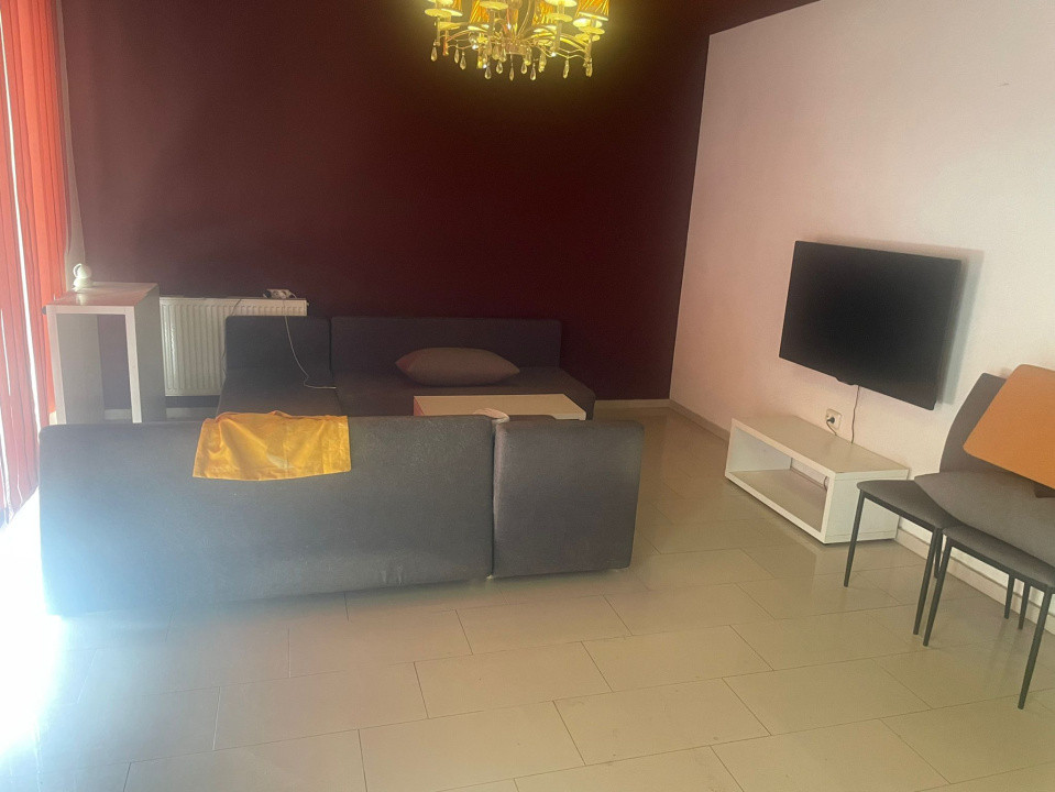 Apartament/Spatiu comercial, de 50 mp+ gradina, zona Eroilor 
