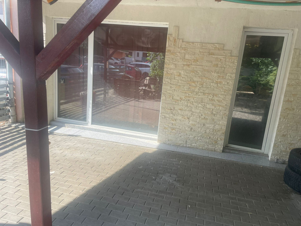 Apartament/Spatiu comercial, de 50 mp+ gradina, zona Eroilor 