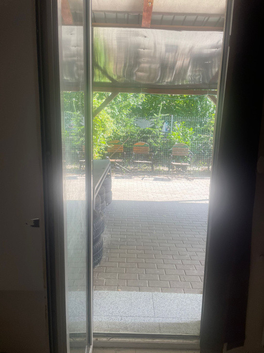 Apartament/Spatiu comercial, de 50 mp+ gradina, zona Eroilor 