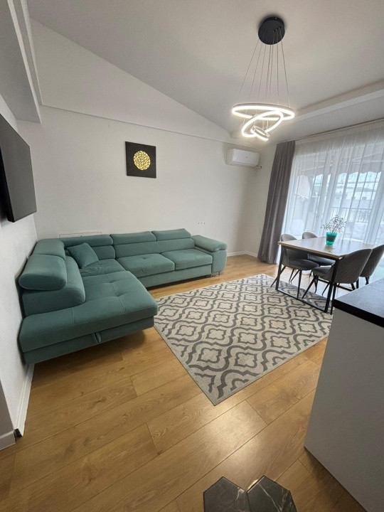 Apartament cu 3 camere, 60 mp, terasa, zona Cetatii