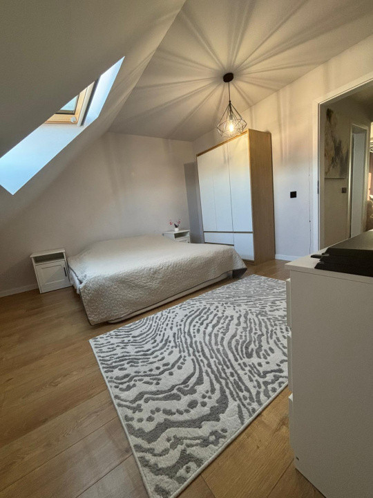 Apartament cu 3 camere, 60 mp, terasa, zona Cetatii