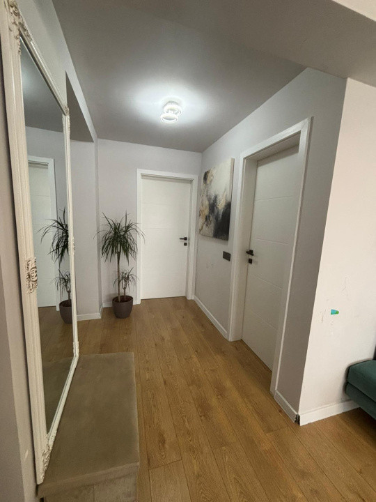 Apartament cu 3 camere, 60 mp, terasa, zona Cetatii