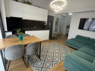 Apartament cu 3 camere, 60 mp, terasa, zona Cetatii