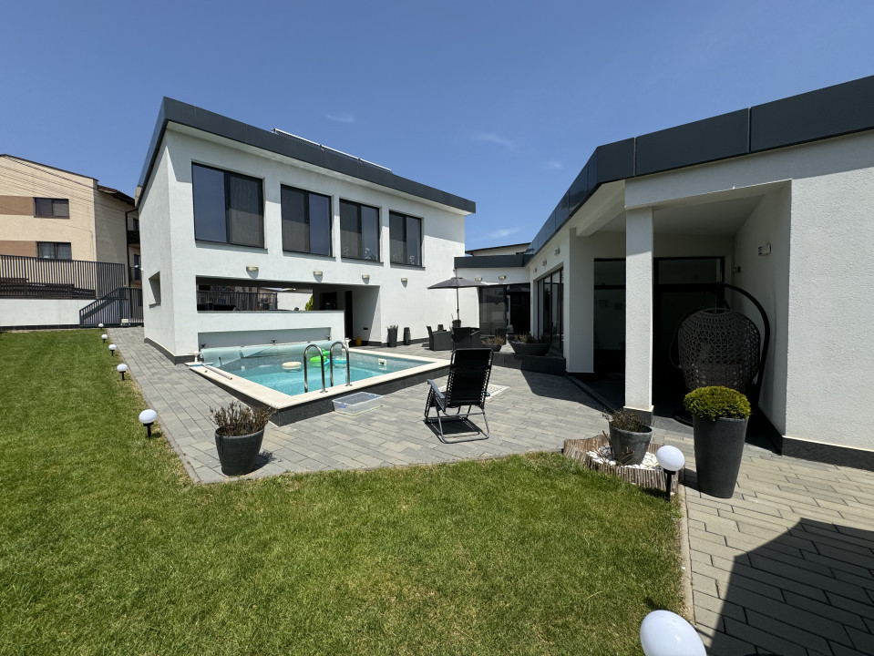 Casa Individuala De Inchiriat, Piscina, 225mp, Zona Teilor