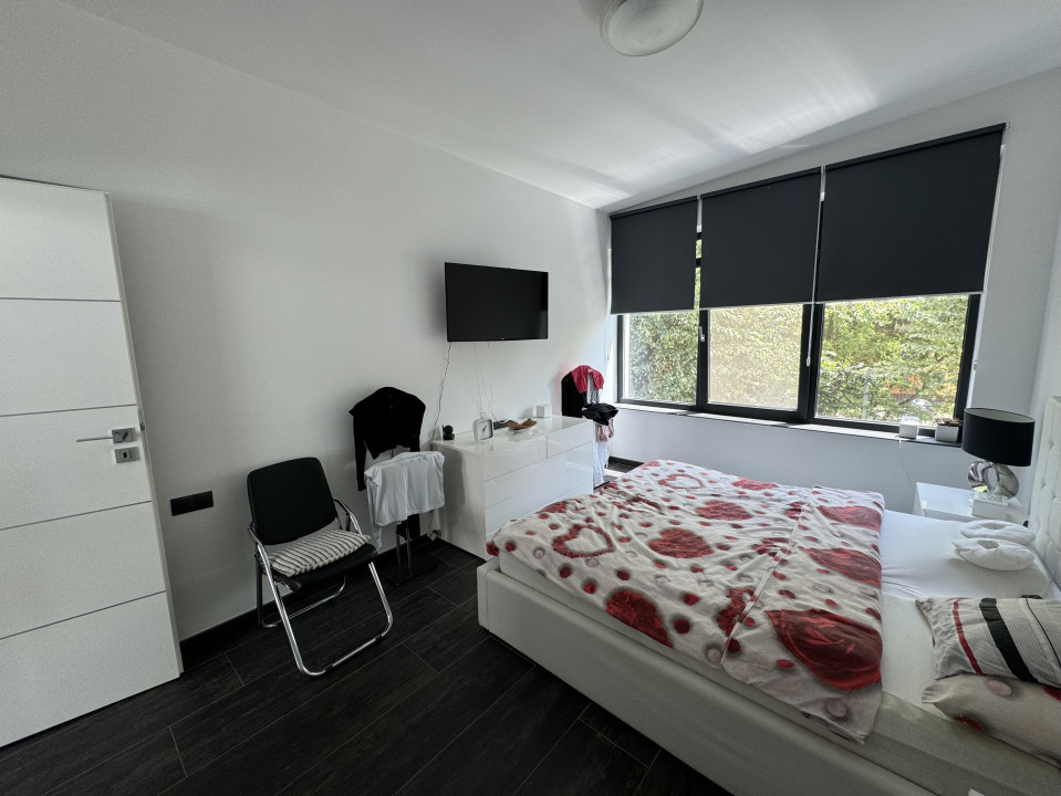 Casa Individuala De Inchiriat, Piscina, 225mp, Zona Teilor