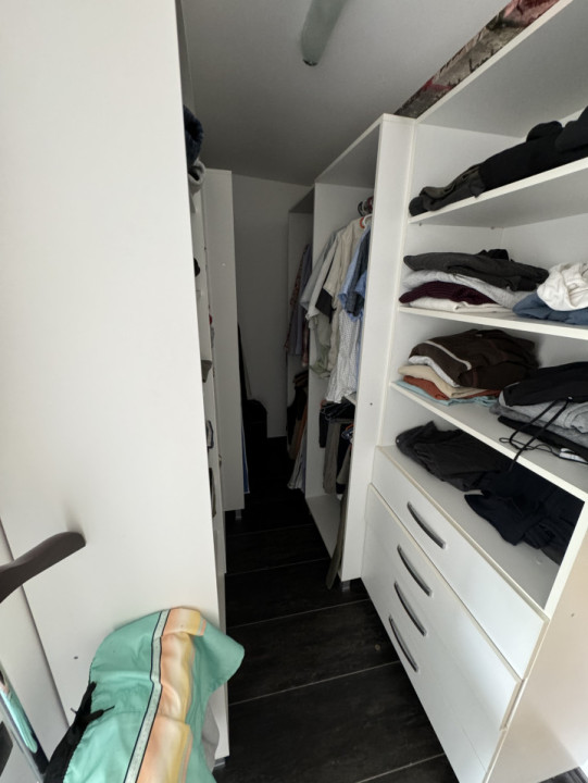 Casa Individuala De Inchiriat, Piscina, 225mp, Zona Teilor