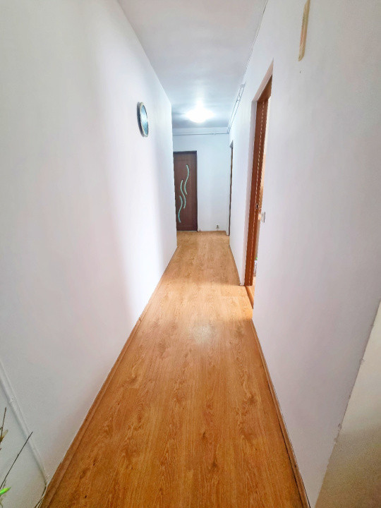 Apartament cu 2 camere, decomandat, balcon, zona Muzeul Apei