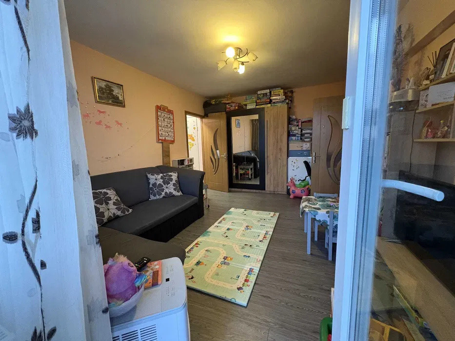 Apartament 2 camere, 47 mp utili, balcon, etaj intermediar, Gheorgheni