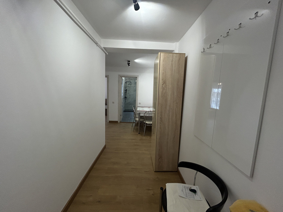 Apartament 2 camere decomandat , 56 mp , zona Porii , 