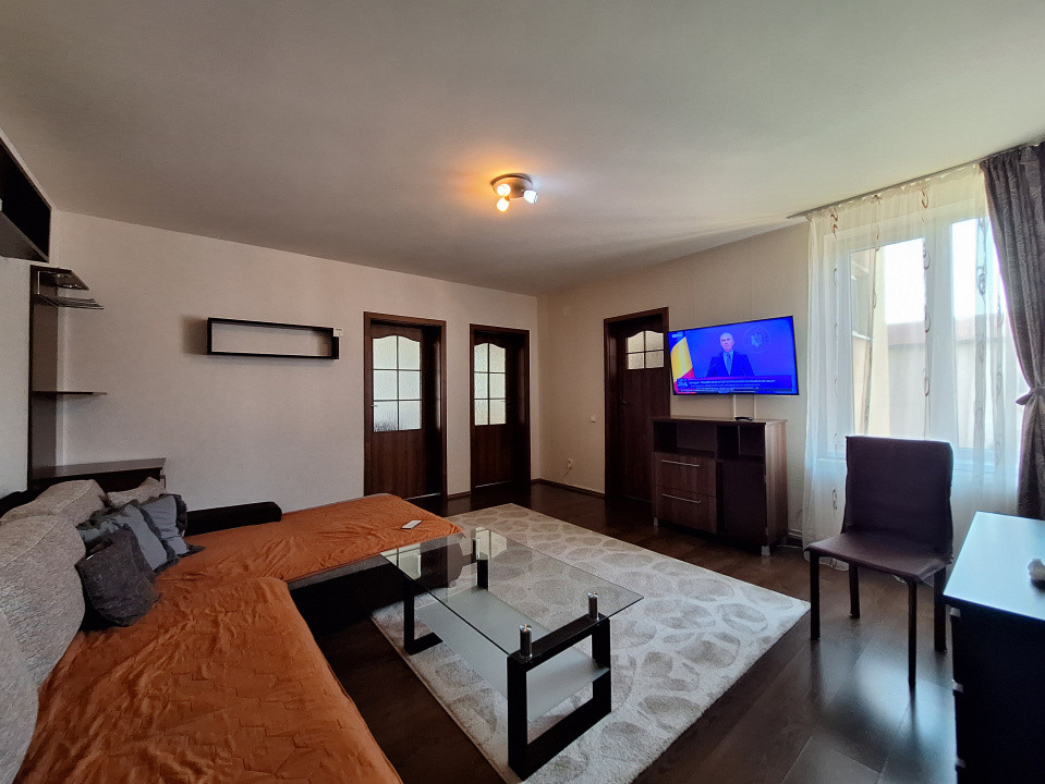 Apartament cu 3 camere, 68 mp, parcare, zona Tineretului