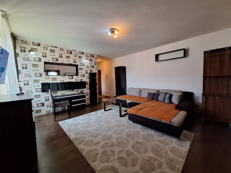 Apartament cu 3 camere, 68 mp, parcare, zona Tineretului