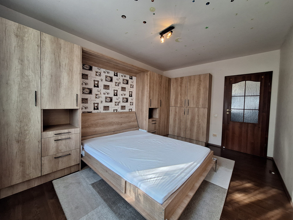 Apartament cu 3 camere, 68 mp, parcare, zona Tineretului