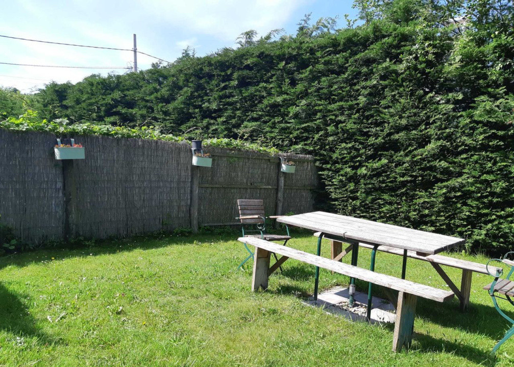 Casa in stil Taditional Romanesc , 170 mp, curte 500mp, strada privata 