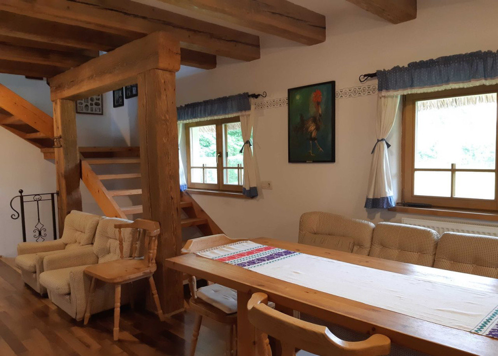 Casa in stil Taditional Romanesc , 170 mp, curte 500mp, strada privata 