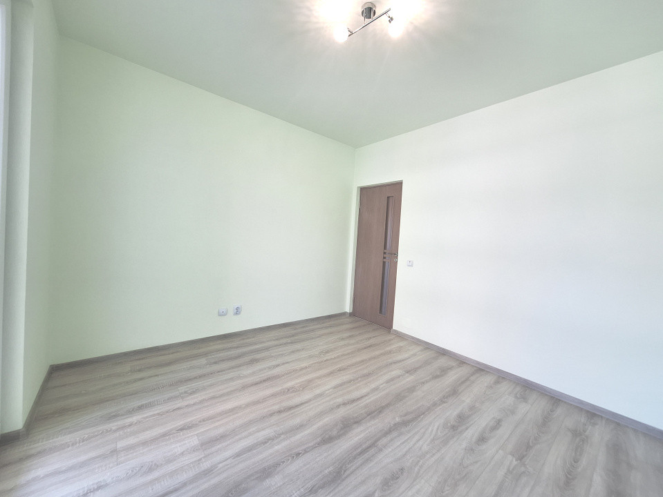 Apartament cu 3 camere, 86 mp, parcare, zona BMW
