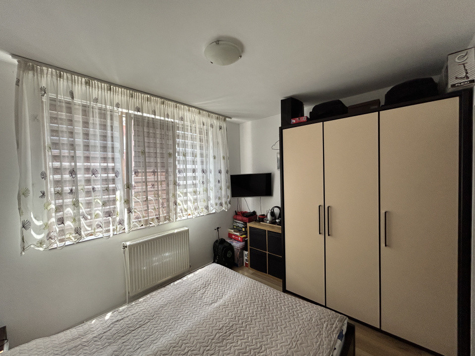 Apartament la cheie cu 3 camere 67mp etaj 1 / parcare zona Terra 
