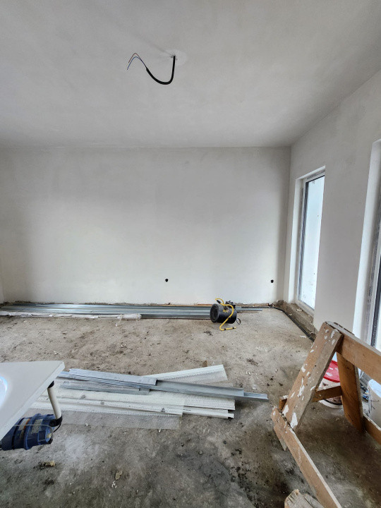 Triplex 119 mp utili, teren 180mp, ansamblu privat, Floresti