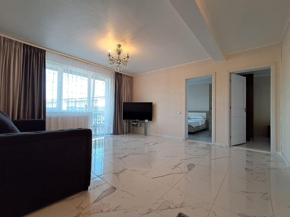 APARTAMENT CU 3 CAMERE,PARCARE INCLUSA,ZONA TERRA