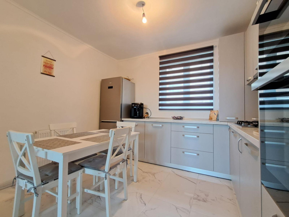 APARTAMENT CU 3 CAMERE,PARCARE INCLUSA,ZONA TERRA