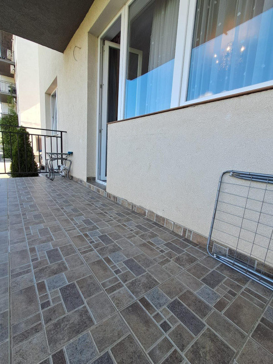 APARTAMENT CU 3 CAMERE,PARCARE INCLUSA,ZONA TERRA