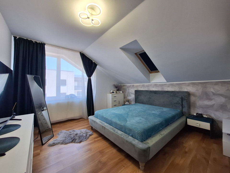 Apartament cu 3 camere, 81 mp, parcare, zona Eroilor