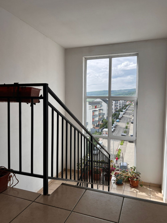 Apartament 1 camera, 40mp, etaj intermediar, balcon de 8mp, zona Baciu