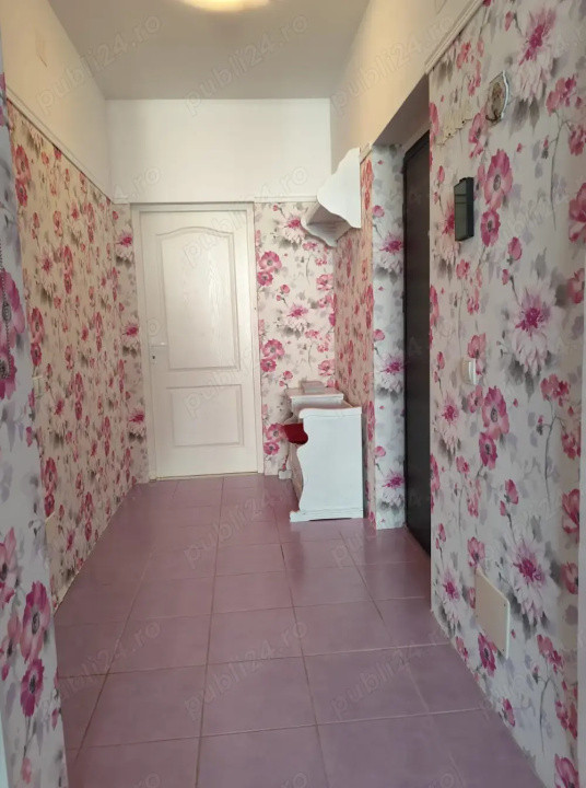 Apartament cu 2 camere, 53 mp, balcon, zona Parcului Poligon
