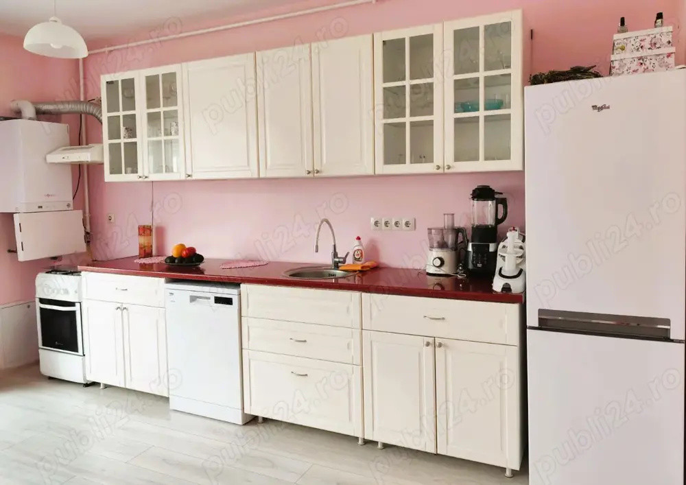 Apartament cu 2 camere, 53 mp, balcon, zona Parcului Poligon