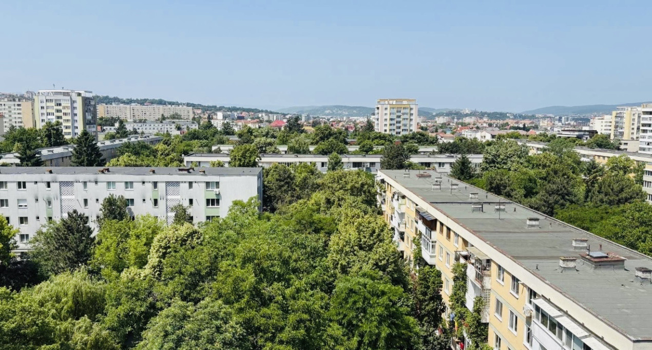 Apartament 2 camere, zona Transylvania College