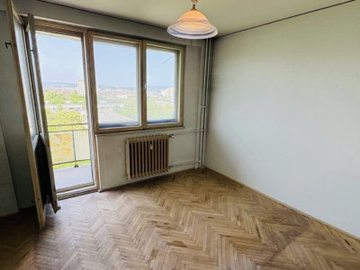 Apartament 2 camere, zona Transylvania College