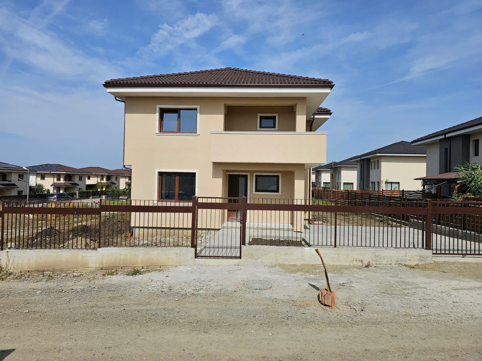 Casa individuală , 4 camere , 3 bai ,150 mp , teren 500 , Dezmir 