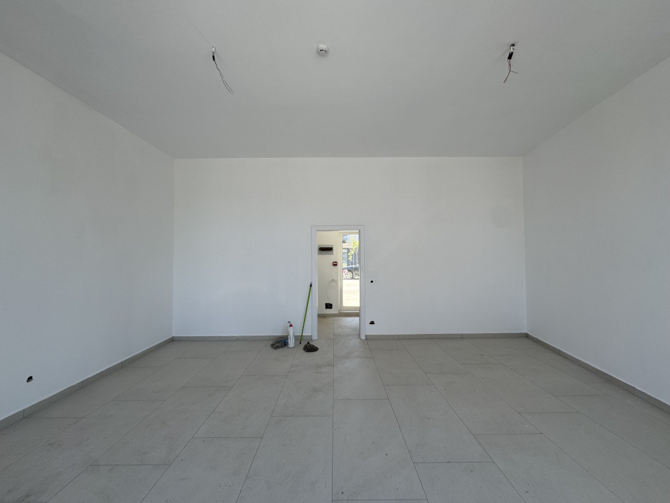 Spațiu comercial, 45 mp utili, vitrină, finisat, zona Podului IRA