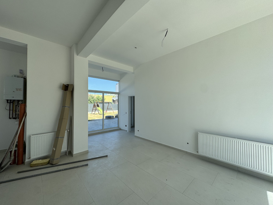 Spațiu comercial, 112 mp utili, vitrină, finisat, zona Podului IRA