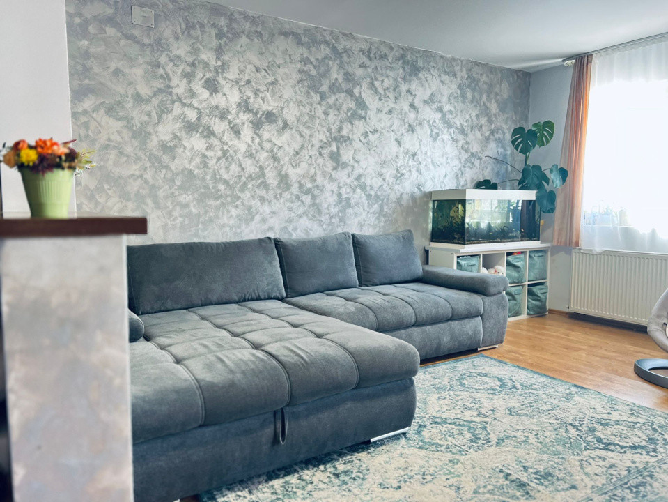 APARTAMENT CU 3 CAMERE,BOXA SI GARAJ,ZONA TEILOR