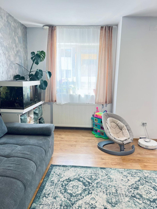 APARTAMENT CU 3 CAMERE,BOXA SI GARAJ,ZONA TEILOR