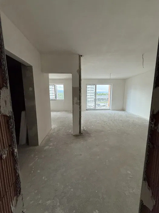 Apartament cu 2 camere, 47,5 mp, balcon, zona BMW