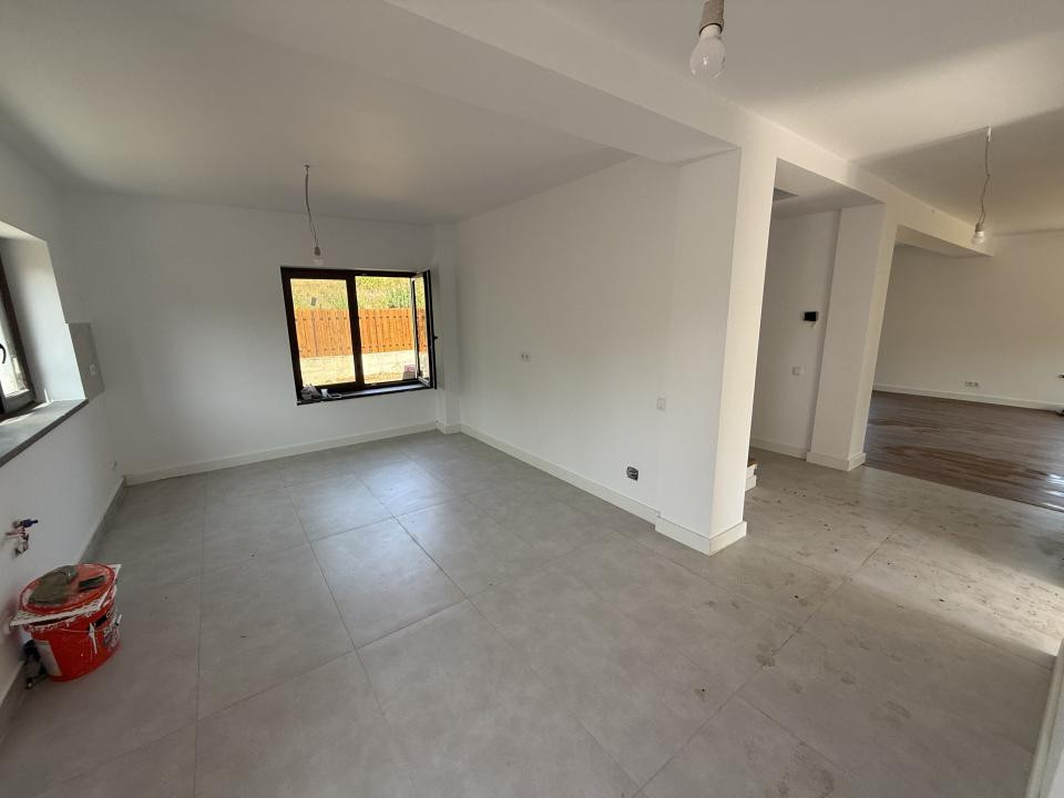 Casa individuala, 143 mp utili, 800 mp teren, Salicea