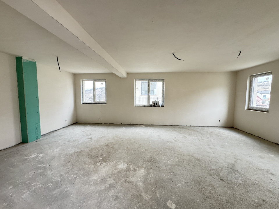 Casa individuala, 120 mp utili, 440 mp teren, Dezmir