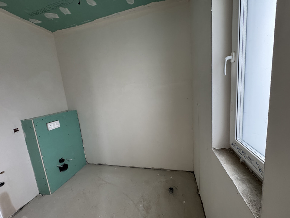 Casa individuala, 120 mp utili, 440 mp teren, Dezmir