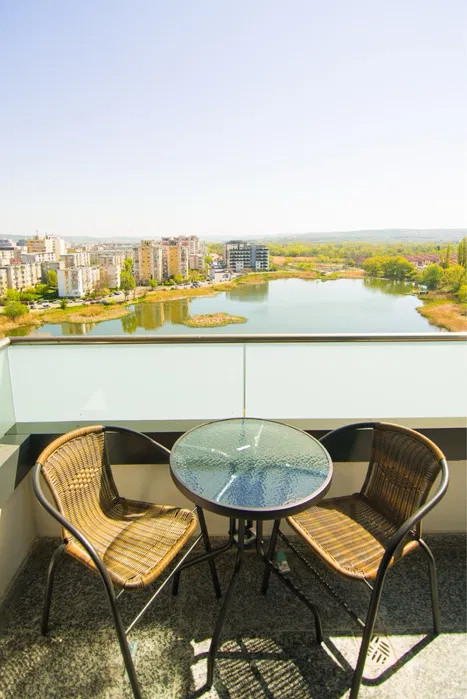 Apartament 1 camera, 37 mp, la cheie, terasă, parcare inclusă, Park Lake