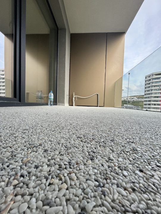 Apartament cu 2 camere finisat, 49 mp, 7 balcon, zona Vivo BMW 