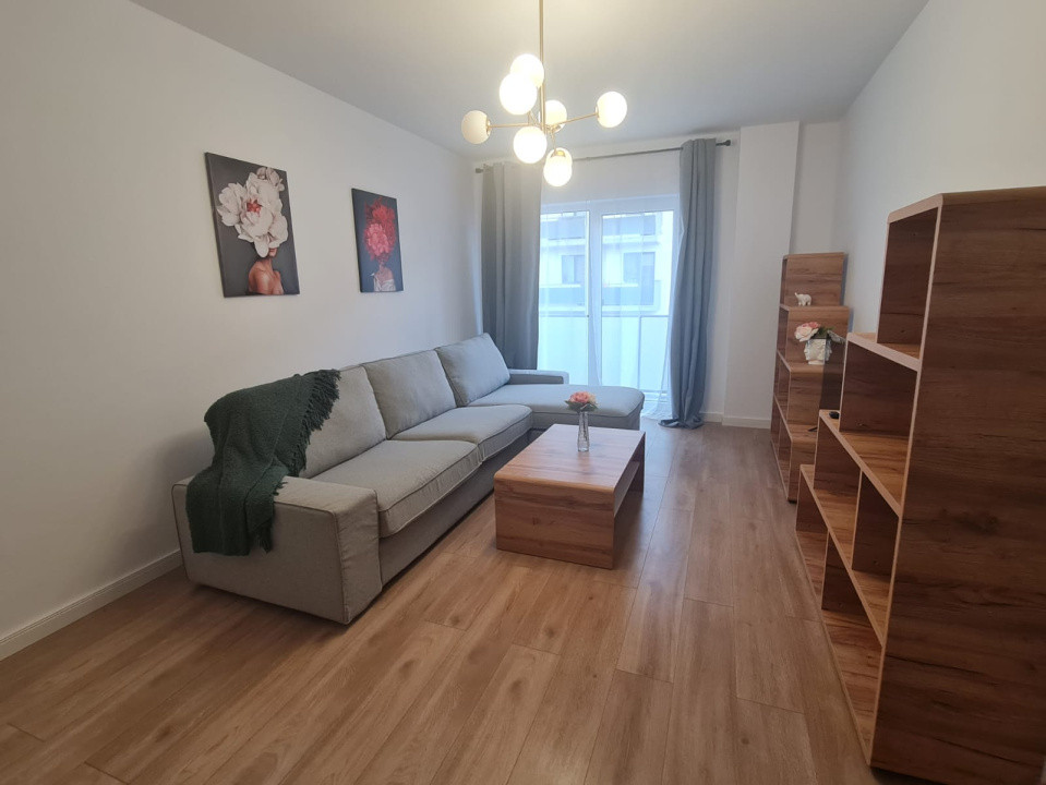 Apartament cu 2 camere decomandat, 51 mp, 2 balcoane, zona Terra