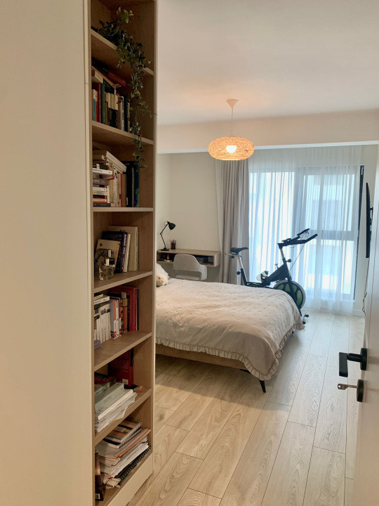 Apartament 2 camere, 53mp, etaj intermediar, cu terasa 14mp, parcare, zona VIVO